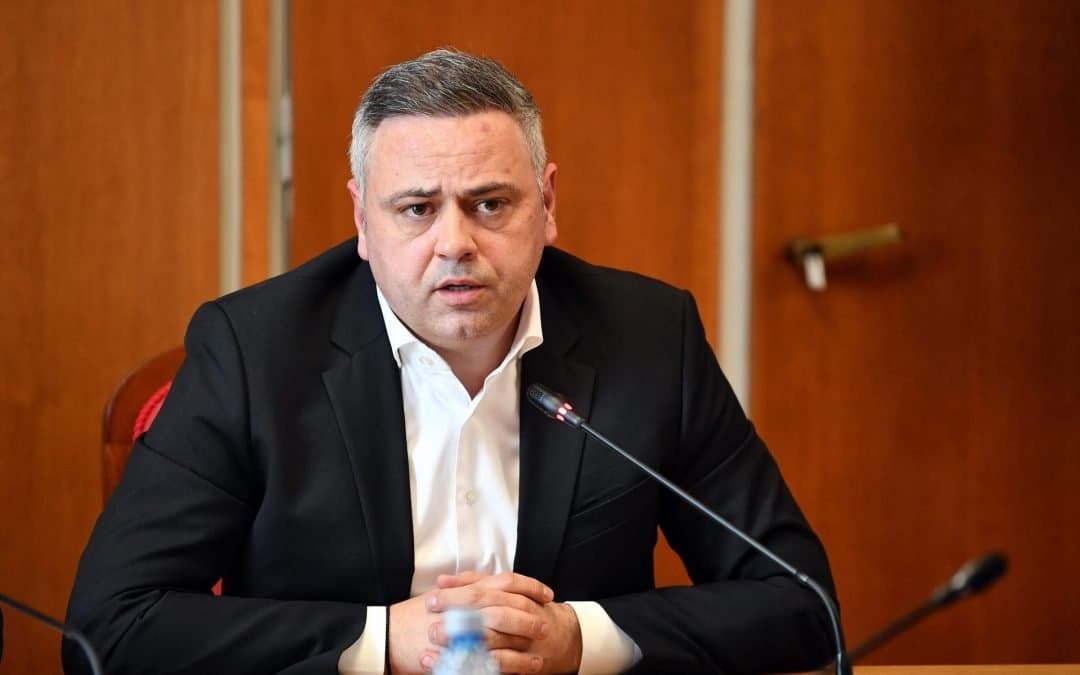 Ministrul Agriculturii a fost în Buzău să vadă cum merg investițiile / Ciolacu: Avem un sistem de irigații solid, construit de-a lungul anilor